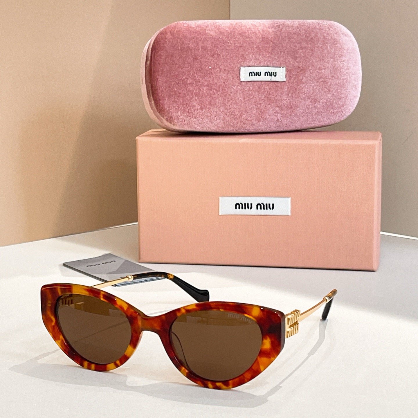 MIU MIU For Women Mens Designer Sunglasses Men Flower Lens Sunglasses With Letter Designer Sun Glasses Unisex Traveling Sunglass Black Grey