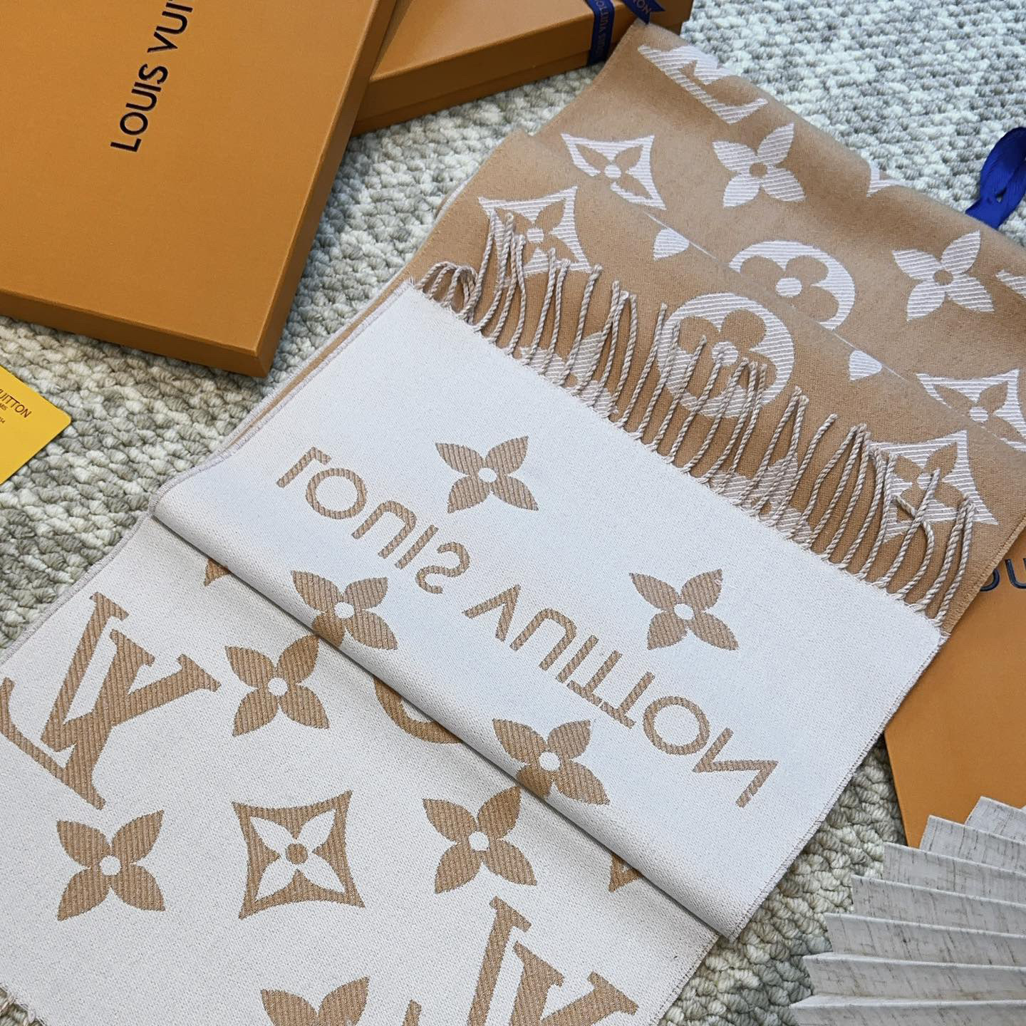 LV Designer Scarf Wool Scarfs Cashmere Scarf Men Women Designer Classic Letter Pattern Pashmina Shawl Scarves