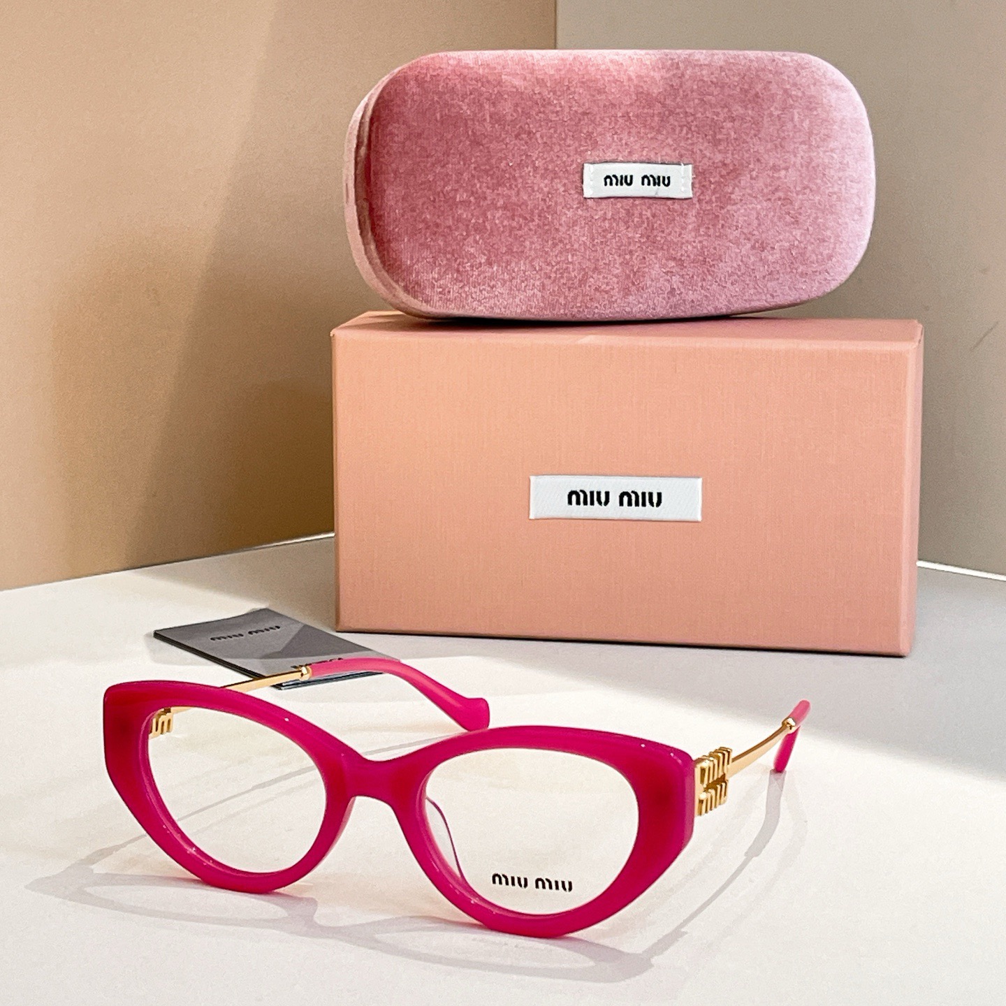 MIU MIU For Women Mens Designer Sunglasses Men Flower Lens Sunglasses With Letter Designer Sun Glasses Unisex Traveling Sunglass Black Grey