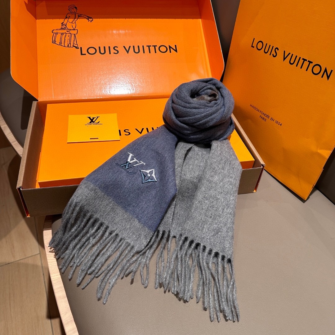 LV Designer Scarf Luxury Women Shawl Cashmere Scarf Warm Designer Shawls Wraps Solid Smooth Fashion Scarves Mens Classics Scarf