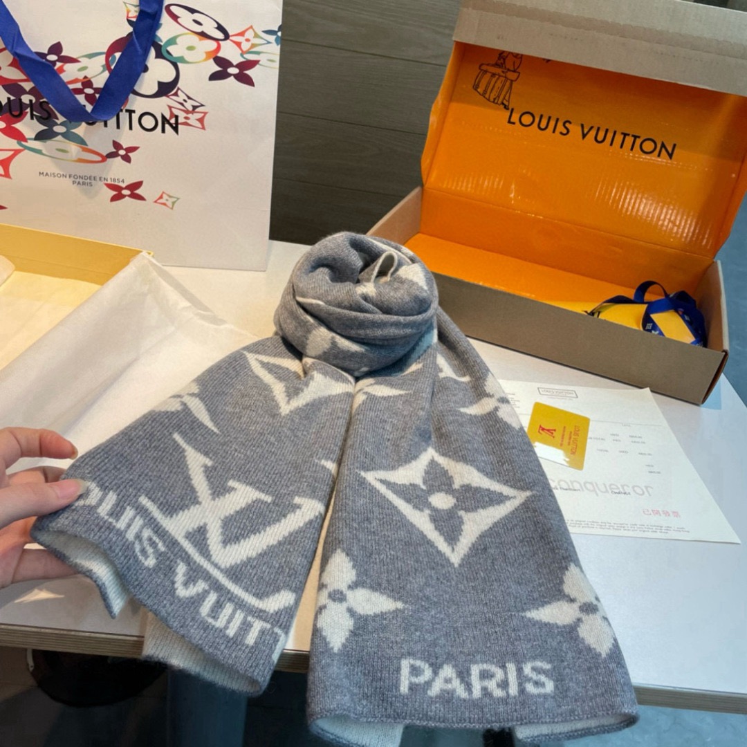 LV Designer Scarf Luxury Women Shawl Cashmere Scarf Warm Designer Shawls Wraps Letter Smooth Fashion Scarves Mens Classics Scarf