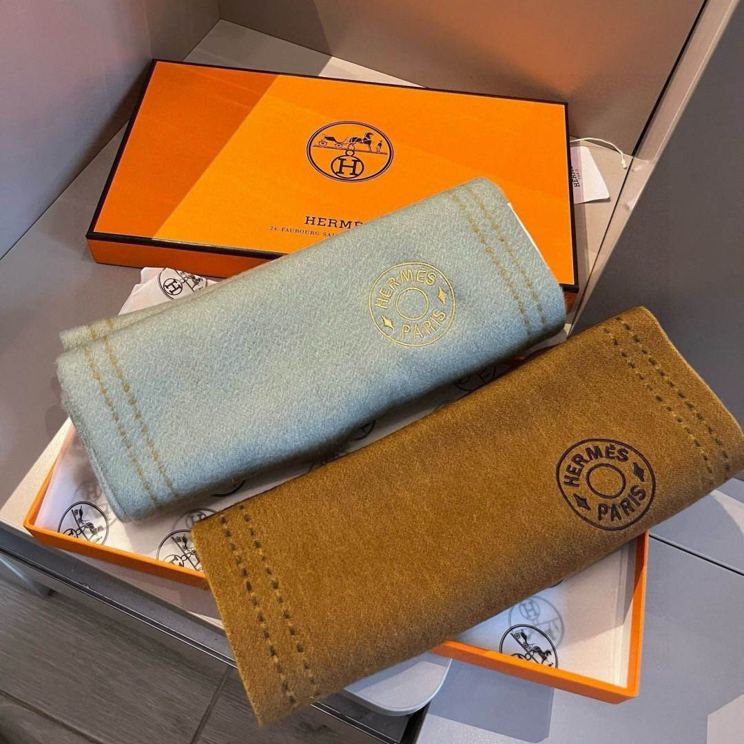 Hermes Designer Scarf Cashmere Scarf Women's Long Shawl Soft And Comfortable Luxury Double Sided Tassel Scarf Letter Tassel Shawl Unisex Scarf With Box