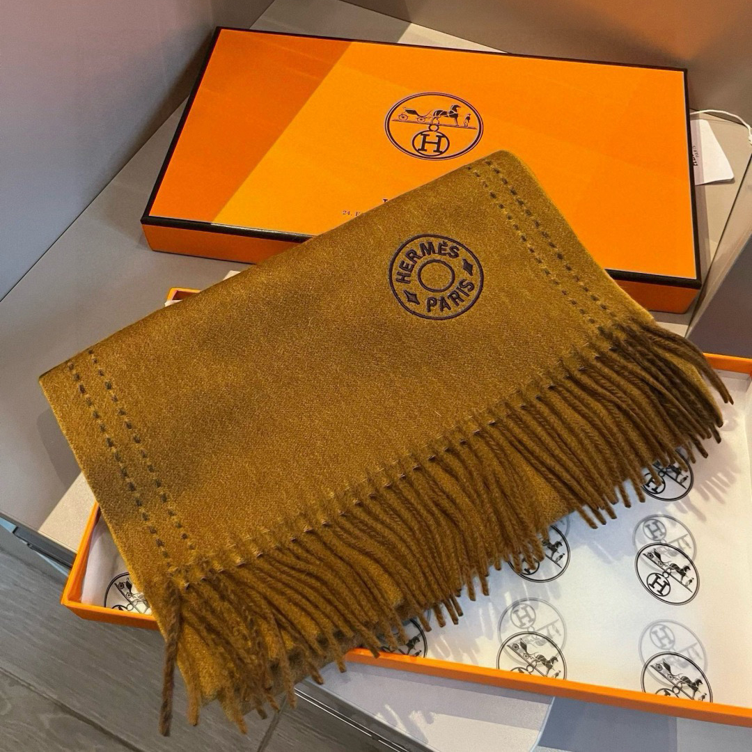Hermes Designer Scarf Cashmere Scarf Women's Long Shawl Soft And Comfortable Luxury Double Sided Tassel Scarf Letter Tassel Shawl Unisex Scarf With Box