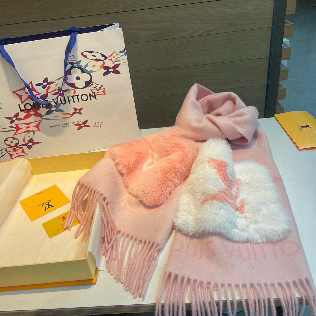 LV Designer Scarf Cashmere Add Rabbit Fur Pocket Scarf Women's Long Shawl Soft And Comfortable Luxury Sided Tassel Scarf Letter Tassel Shawl Scarf With Box