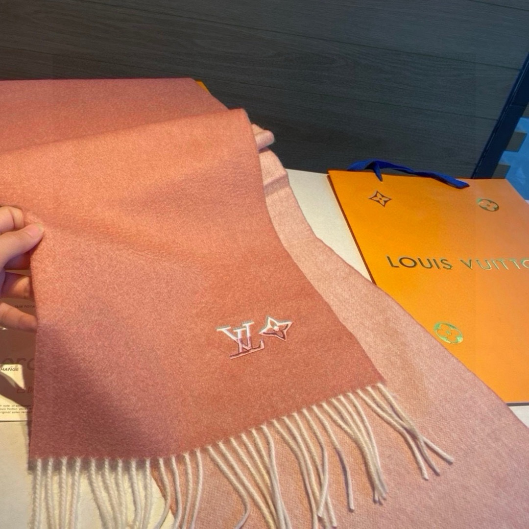 LV Designer Scarf Cashmere Scarf Women's Long Shawl Soft And Comfortable Luxury Double Sided Tassel Scarf Letter Tassel Shawl Unisex Scarf With Box