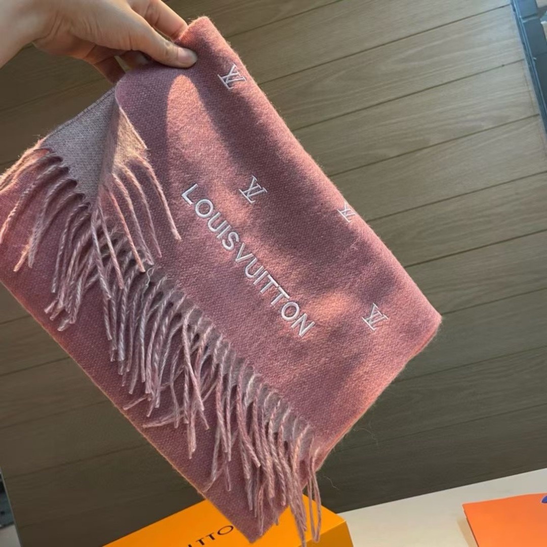 LV Designer Scarf Cashmere Scarf Women's Long Shawl Soft And Comfortable Luxury Double Sided Tassel Scarf Letter Tassel Shawl Unisex Scarf With Box