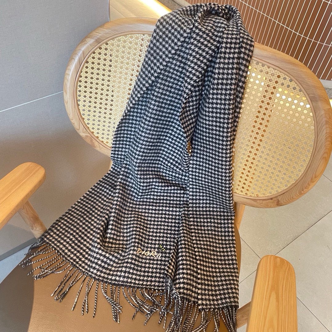 Dior Designer Scarf Luxury Women Shawl Cashmere Scarf Warm Designer Shawls Wraps Stripes Smooth Fashion Scarves Mens Classics Scarf With Box