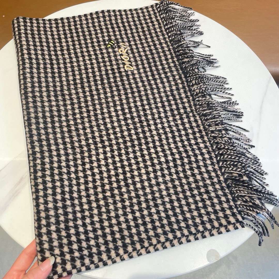 Dior Designer Scarf Luxury Women Shawl Cashmere Scarf Warm Designer Shawls Wraps Stripes Smooth Fashion Scarves Mens Classics Scarf With Box