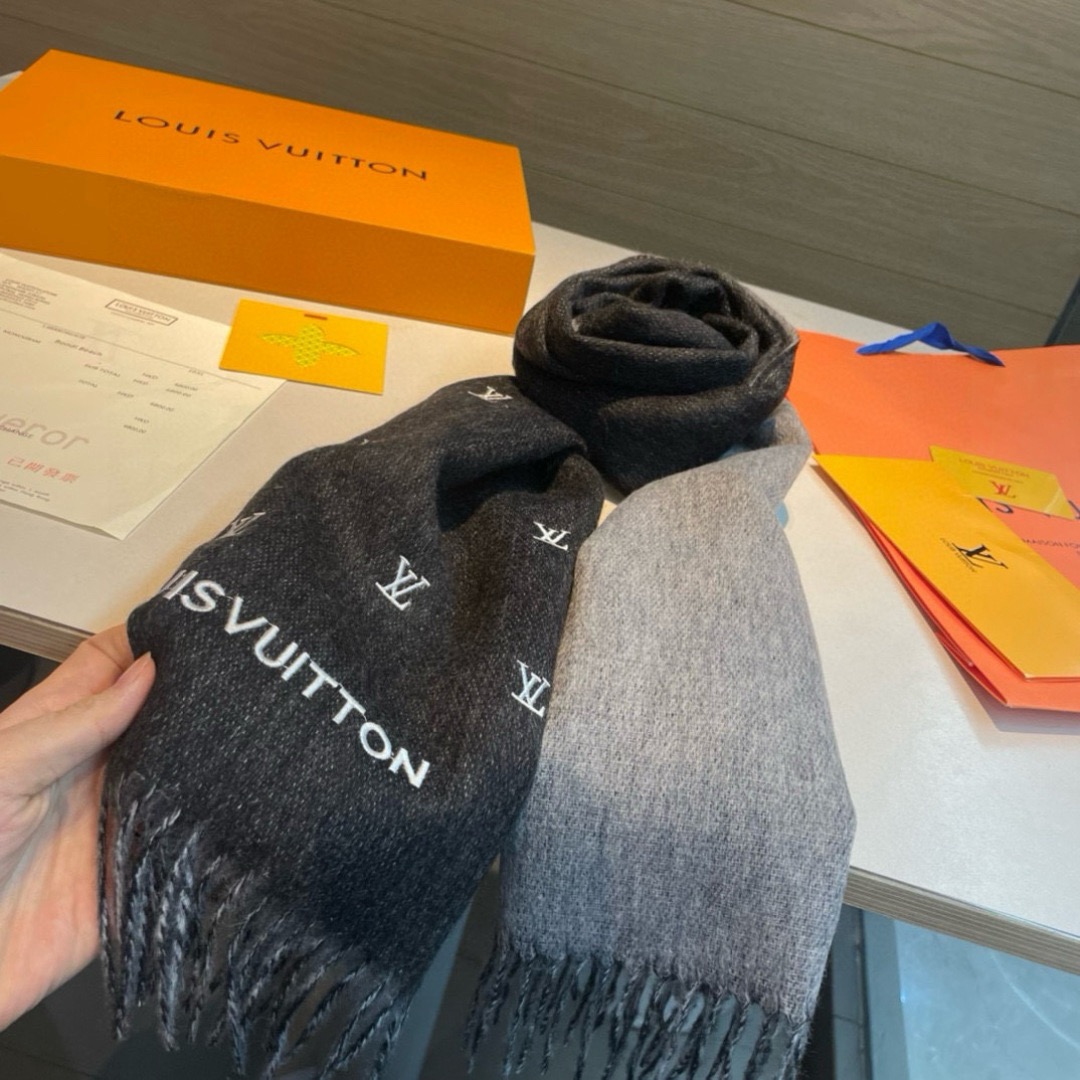 LV Designer Scarf Cashmere Scarf Women's Long Shawl Soft And Comfortable Luxury Double Sided Tassel Scarf Letter Tassel Shawl Unisex Scarf With Box