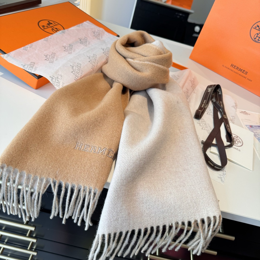 Hermes Designer Scarf Cashmere Scarf Women's Long Shawl Soft And Comfortable Luxury Double Sided Tassel Scarf Letter Tassel Shawl Unisex Scarf With Box