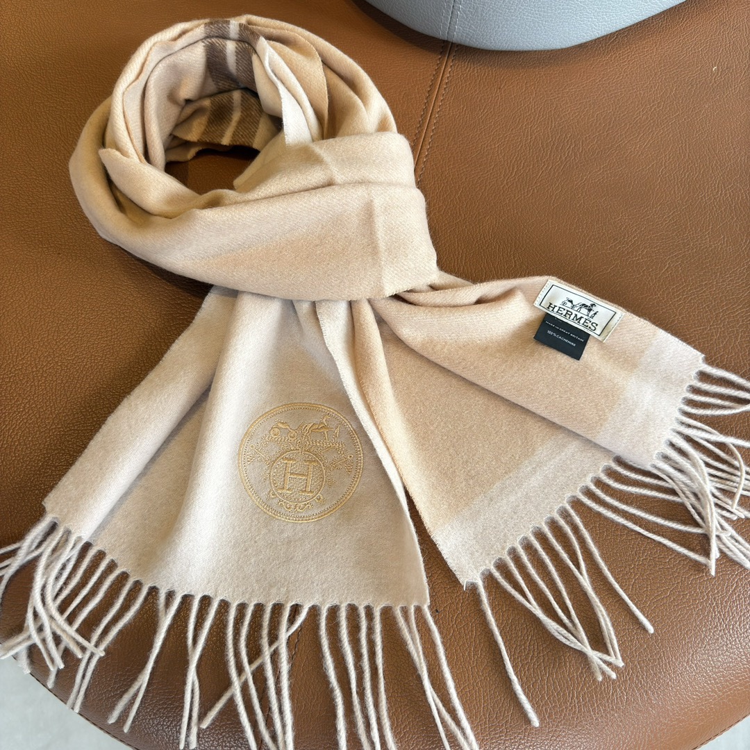 Hermes Designer Silk Scarf For Women Luxurious Scarf High End Classic Solid Pattern Designer Shawl Scarves New Gift Easy To Match Soft Touch Color-Blocking Fringed Edges With Box