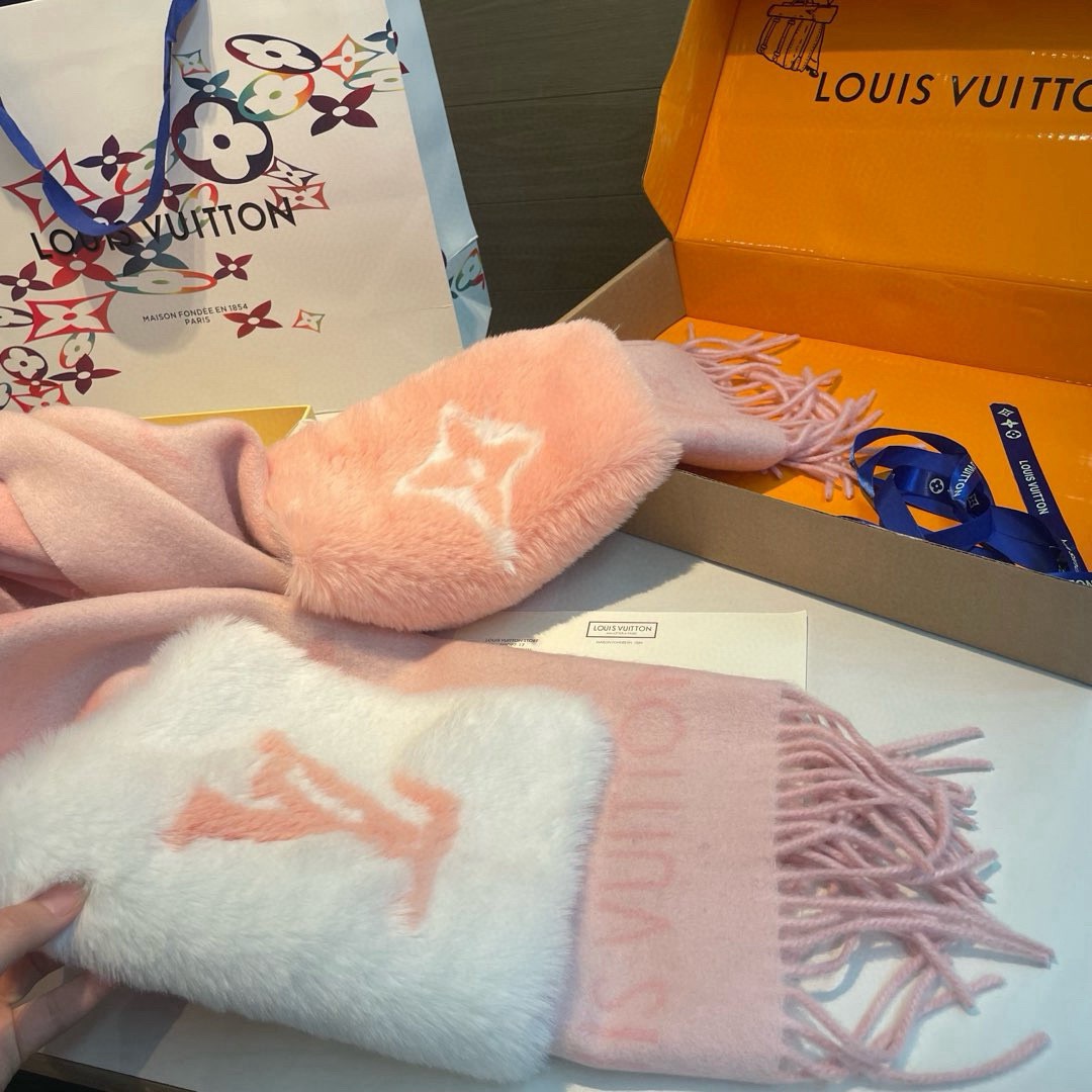 LV Designer Scarf Cashmere Add Rabbit Fur Pocket Scarf Women's Long Shawl Soft And Comfortable Luxury Sided Tassel Scarf Letter Tassel Shawl Scarf With Box