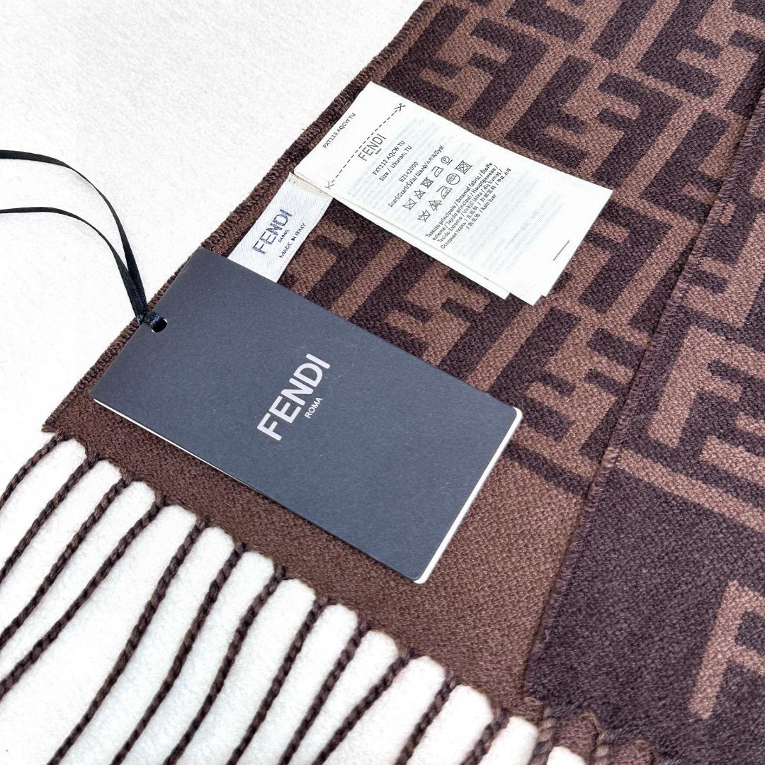 FENDI Designer Scarf Cashmere Scarf Women's Long Shawl Soft And Comfortable Luxury Double Sided Tassel Scarf Letter Tassel Shawl Unisex Scarf With Box