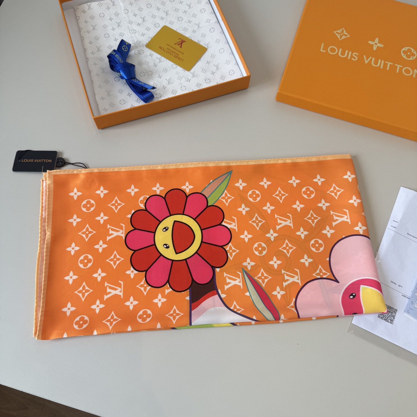 LV Designers Silk Fashion Square Scarves Large LV Logo Smiling Flowers Luxe Shawl Silk Scarf With Box