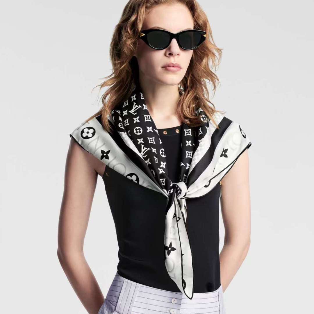 LV Designers Women Silk Fashion Square Scarves Miniature Monogram Pattern Background Luxe Shawl Silk Unisex Scarf With Box