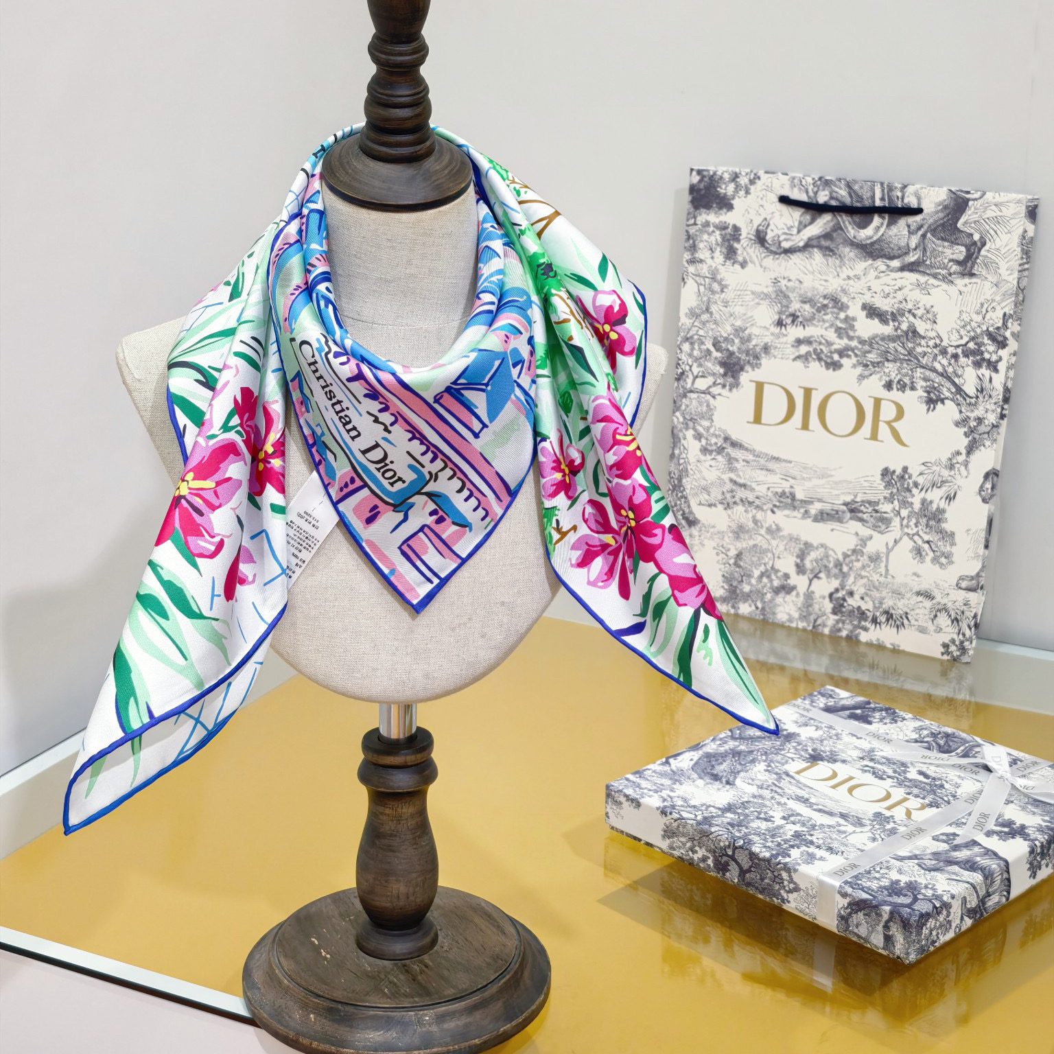 Dior Designer Silk Scarf For Women Luxurious Scarf High End Classic Print Pattern Designer Shawl Scarves New Gift Easy To Match Soft Touch Fringed Edges With Box