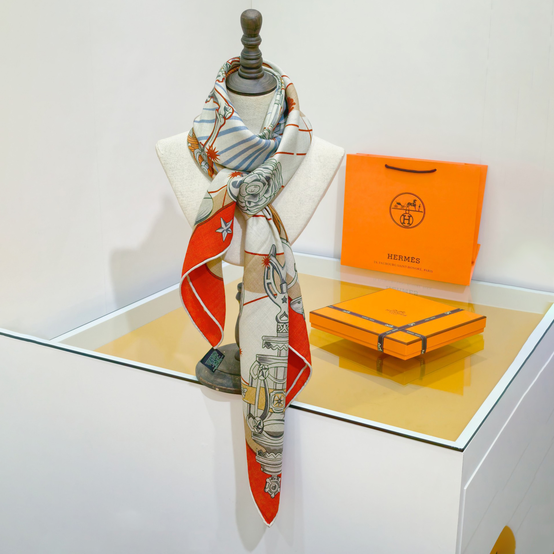 Hermes Designer Silk Scarf For Women Luxurious Scarf High End Classic Print Pattern Designer Shawl Scarves New Gift Easy To Match Soft Touch Fringed Edges With Box