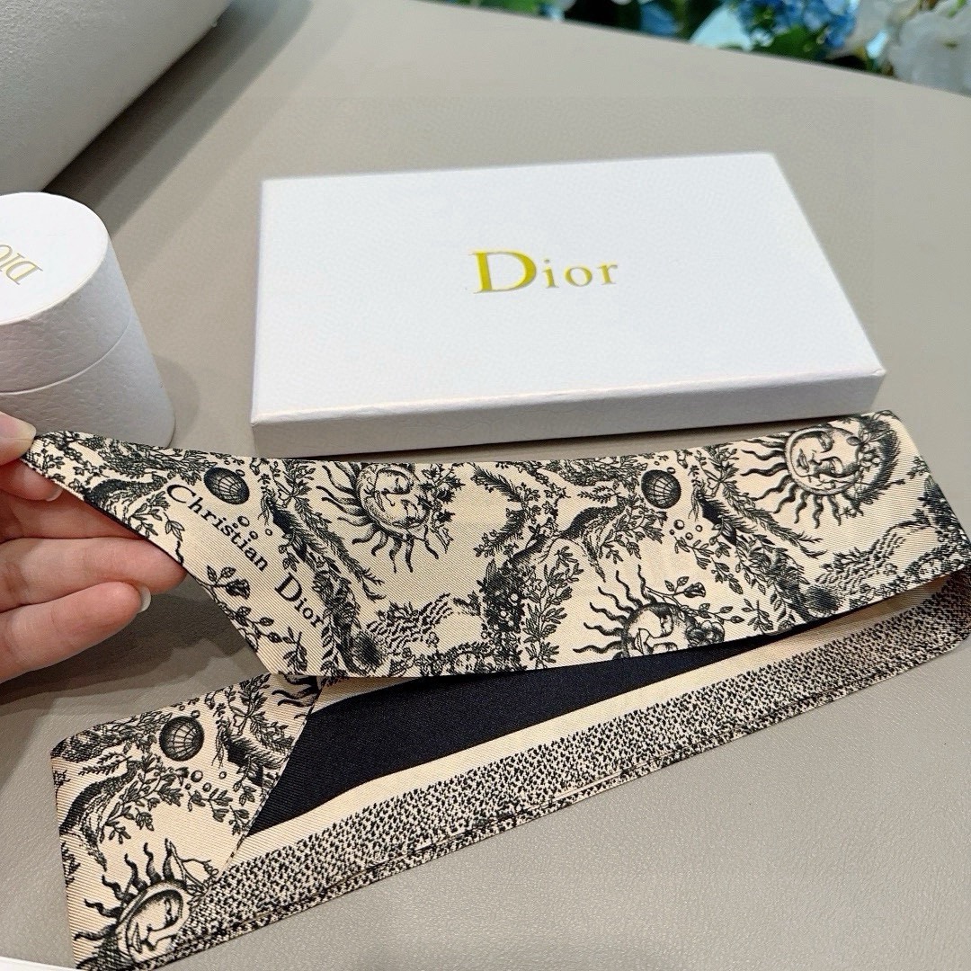 Dior Womens Fashion Silk Scarf Designer Scarves Letter Printed Bag Scarfs Hair Thin Scarves Neck Tie Womens Scarves Luxury Headband Long Handle Bag Accessories With Box