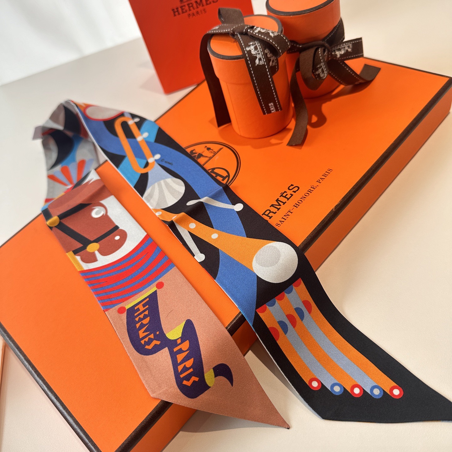 Hermes Womens Fashion Silk Scarf Designer Scarves Printed Bag Scarfs Hair Thin Scarves Neck Tie Womens Scarves Luxury Headband Long Handle Bag Accessories With Box