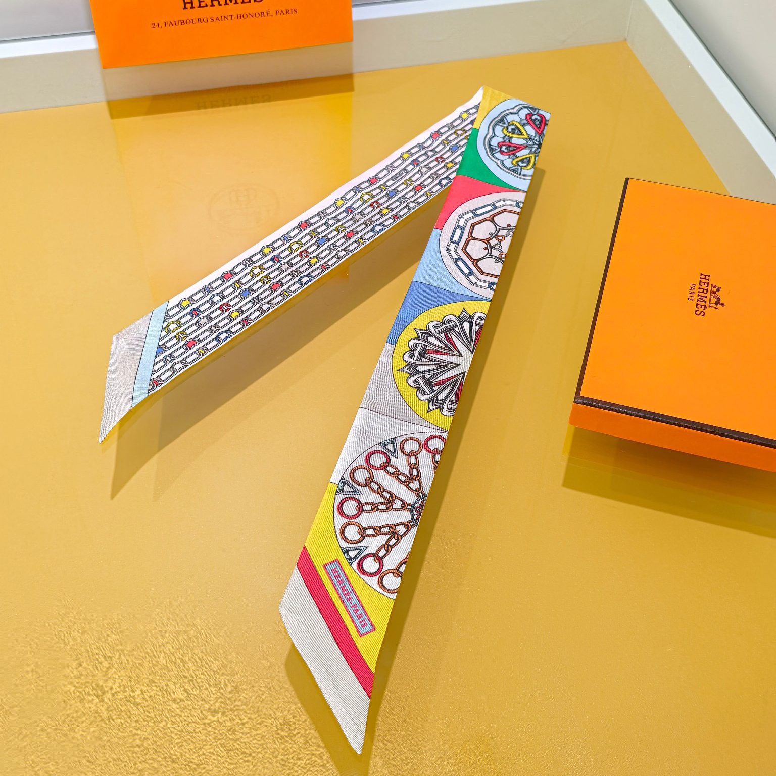 Hermes Womens Fashion Silk Scarf Designer Scarves Printed Bag Scarfs Hair Thin Scarves Neck Tie Womens Scarves Luxury Headband Long Handle Bag Accessories With Box