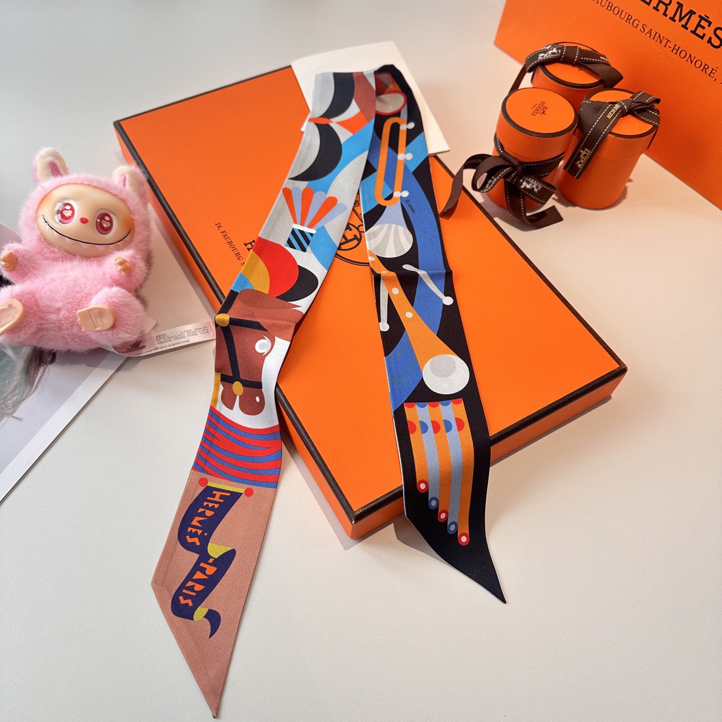 Hermes Womens Fashion Silk Scarf Designer Scarves Printed Bag Scarfs Hair Thin Scarves Neck Tie Womens Scarves Luxury Headband Long Handle Bag Accessories With Box