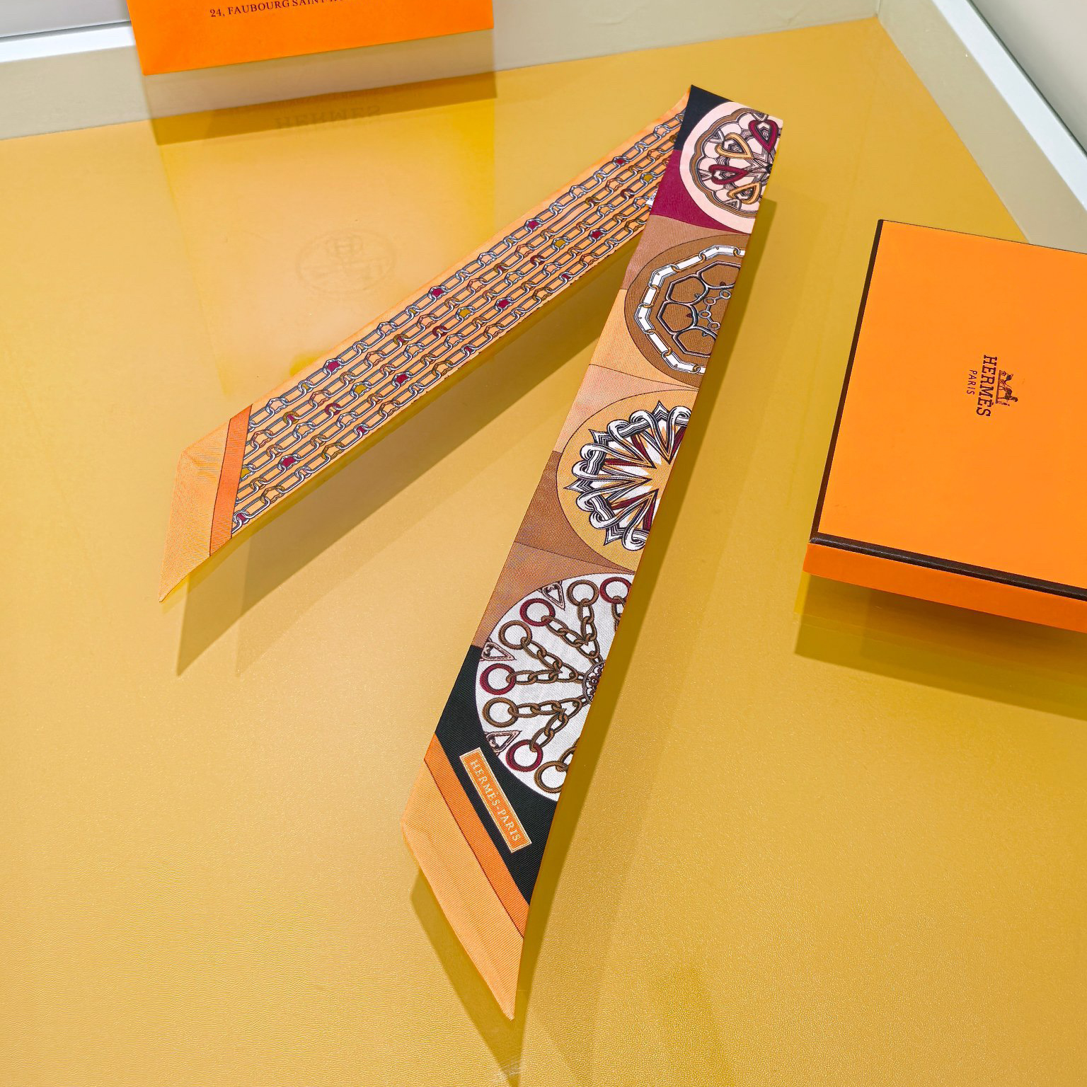 Hermes Womens Fashion Silk Scarf Designer Scarves Printed Bag Scarfs Hair Thin Scarves Neck Tie Womens Scarves Luxury Headband Long Handle Bag Accessories With Box