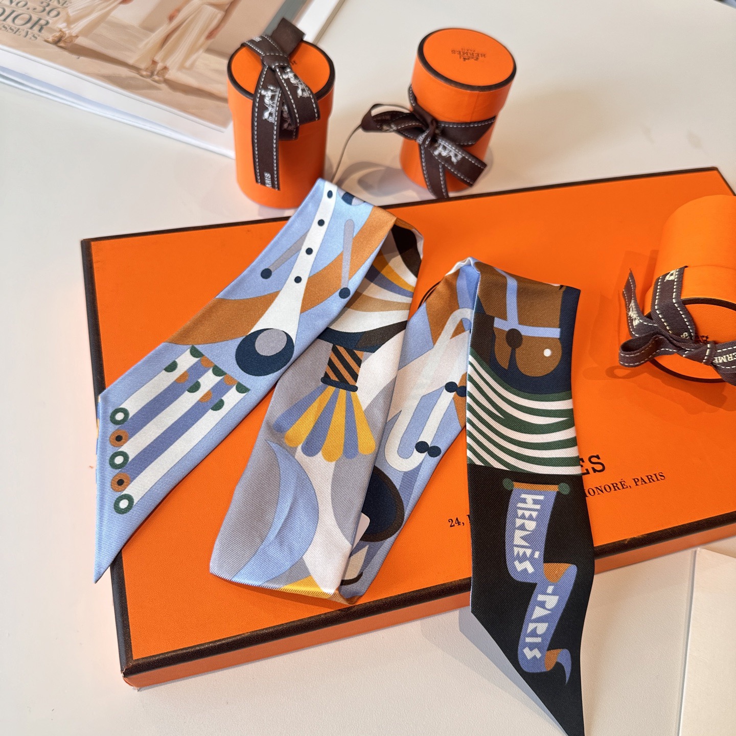 Hermes Womens Fashion Silk Scarf Designer Scarves Printed Bag Scarfs Hair Thin Scarves Neck Tie Womens Scarves Luxury Headband Long Handle Bag Accessories With Box