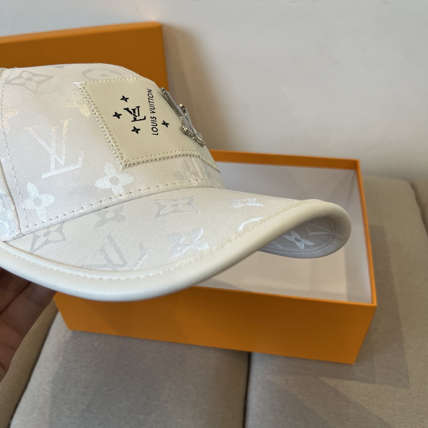 LV Luxury Designer Hats Fashion Baseball Cap Men And Women Sports Street Caps Forward Caps Sun Prevent Baseball Cap Outdoor Hat For Men Casquette Adjustable To Fit Hats With Box