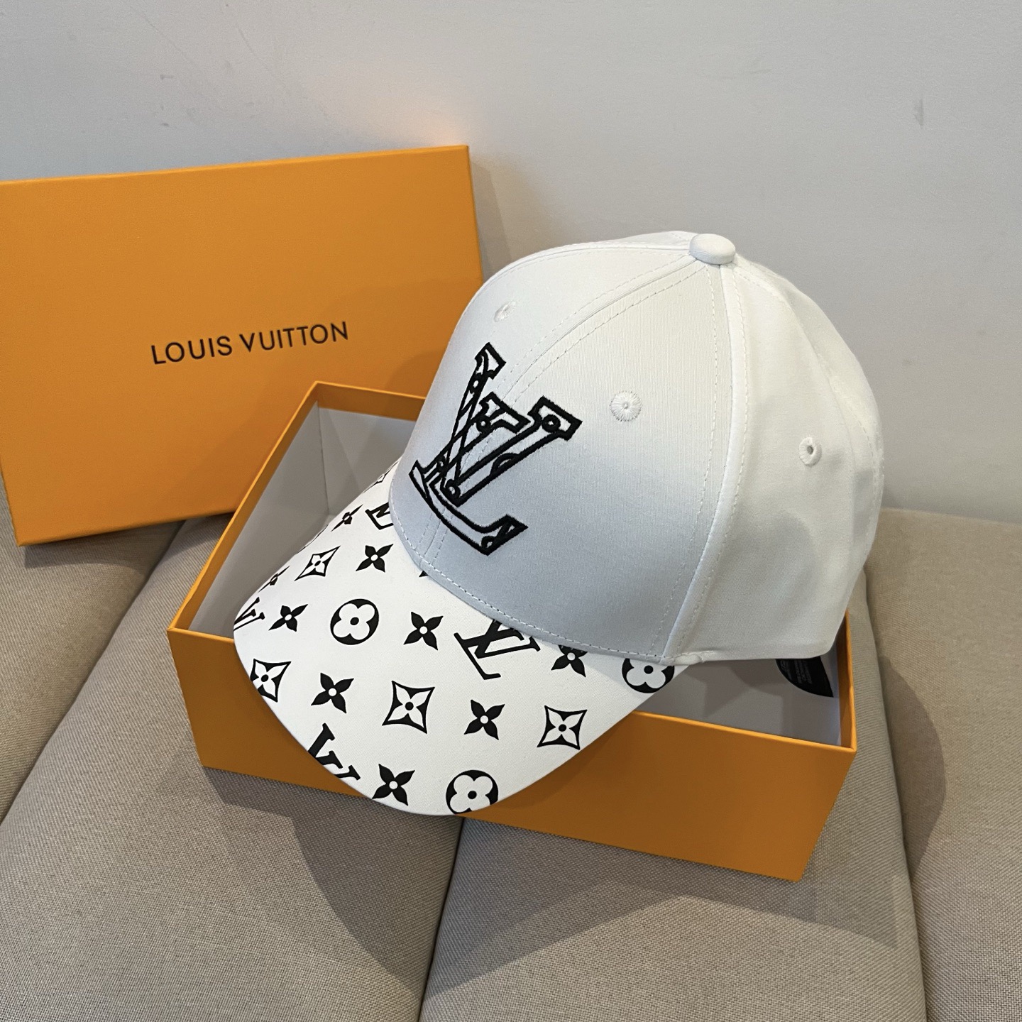 LV Luxury Designer Hats Fashion Baseball Cap Men And Women Sports Street Caps Forward Caps Sun Prevent Baseball Cap Outdoor Hat For Men Casquette Adjustable To Fit Hats With Box
