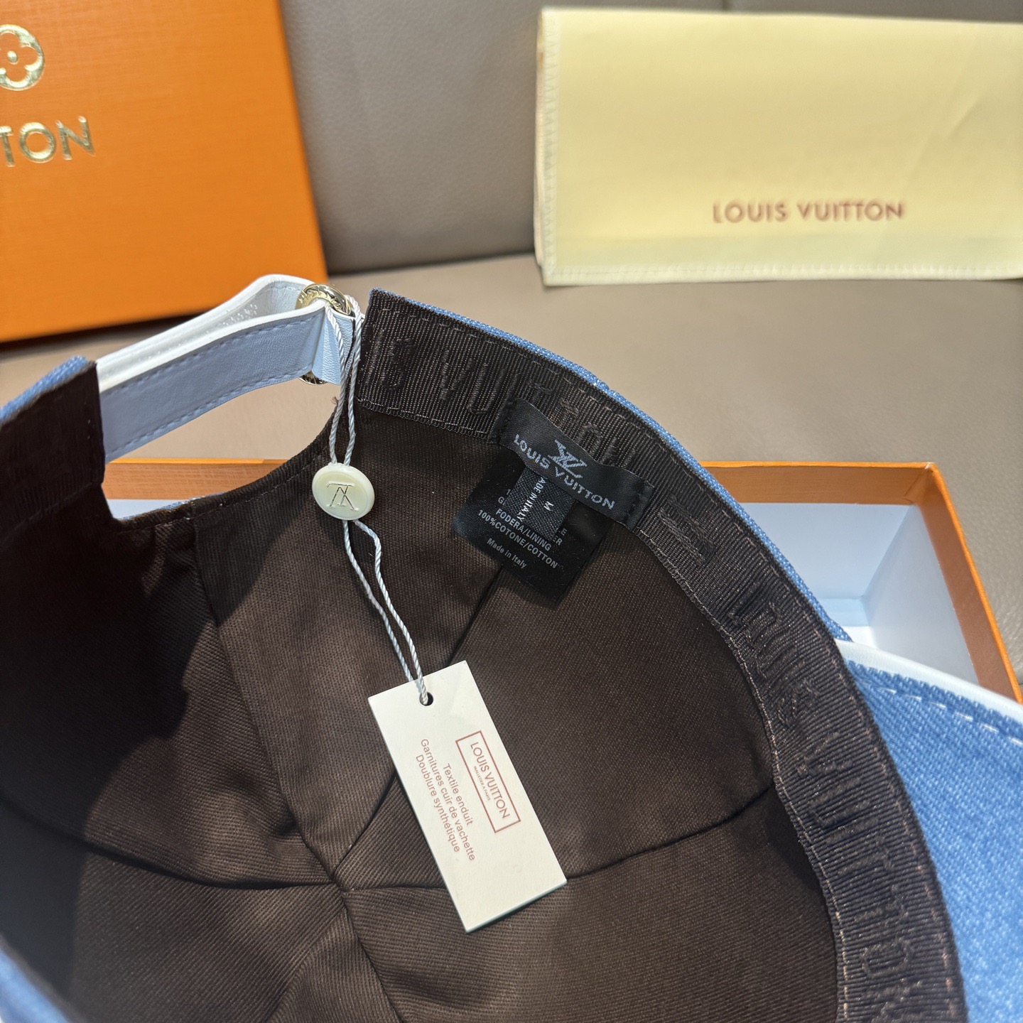 LV Luxury Designer Emboss Fashion Baseball Cap Men And Women Sports Street Caps Forward Caps Sun Prevent Baseball Cap Outdoor Hat For Men Casquette Adjustable To Fit Hats With Box