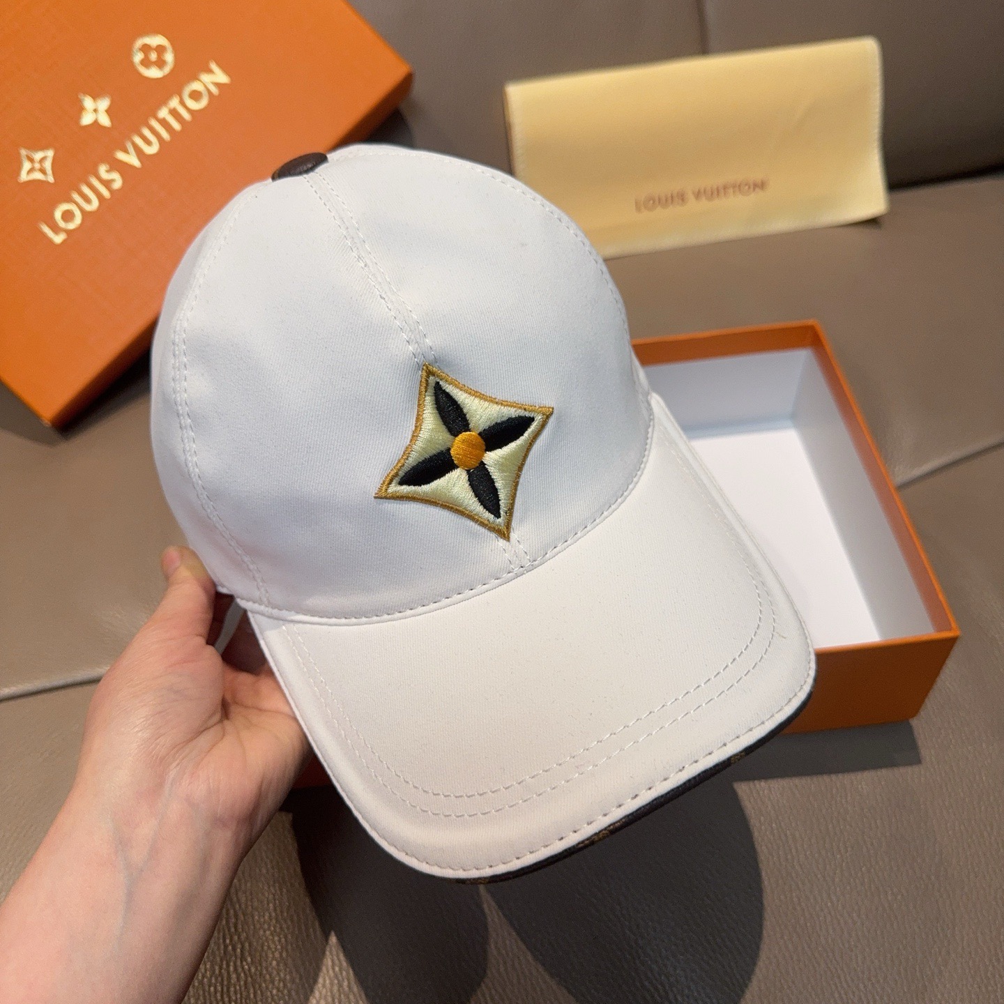 LV Luxury Designer Fashion Baseball Cap Men And Women Sports Street Caps Forward Caps Sun Prevent Baseball Cap Outdoor Hat For Men Casquette Adjustable To Fit Hats With Box