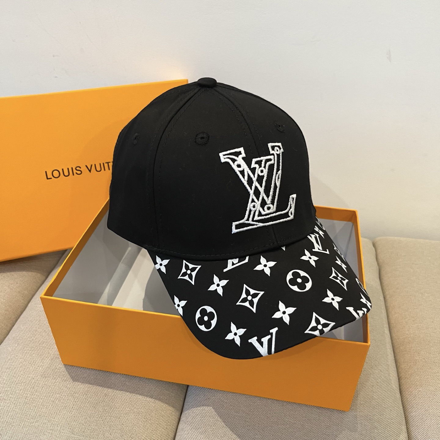 LV Luxury Designer Hats Fashion Baseball Cap Men And Women Sports Street Caps Forward Caps Sun Prevent Baseball Cap Outdoor Hat For Men Casquette Adjustable To Fit Hats With Box