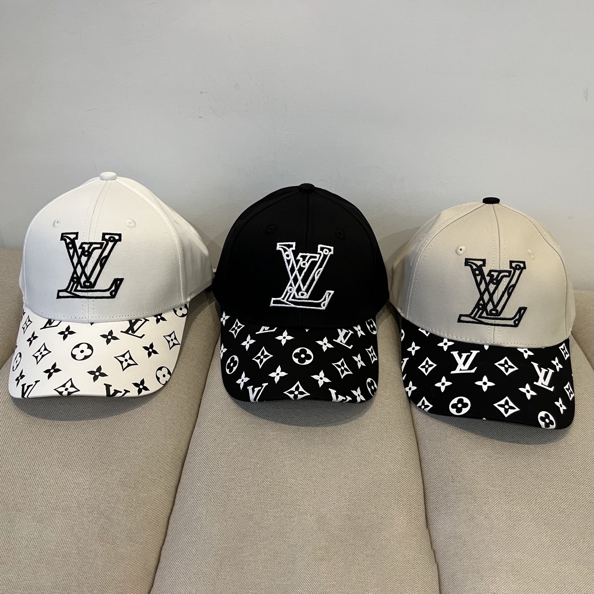 LV Luxury Designer Hats Fashion Baseball Cap Men And Women Sports Street Caps Forward Caps Sun Prevent Baseball Cap Outdoor Hat For Men Casquette Adjustable To Fit Hats With Box