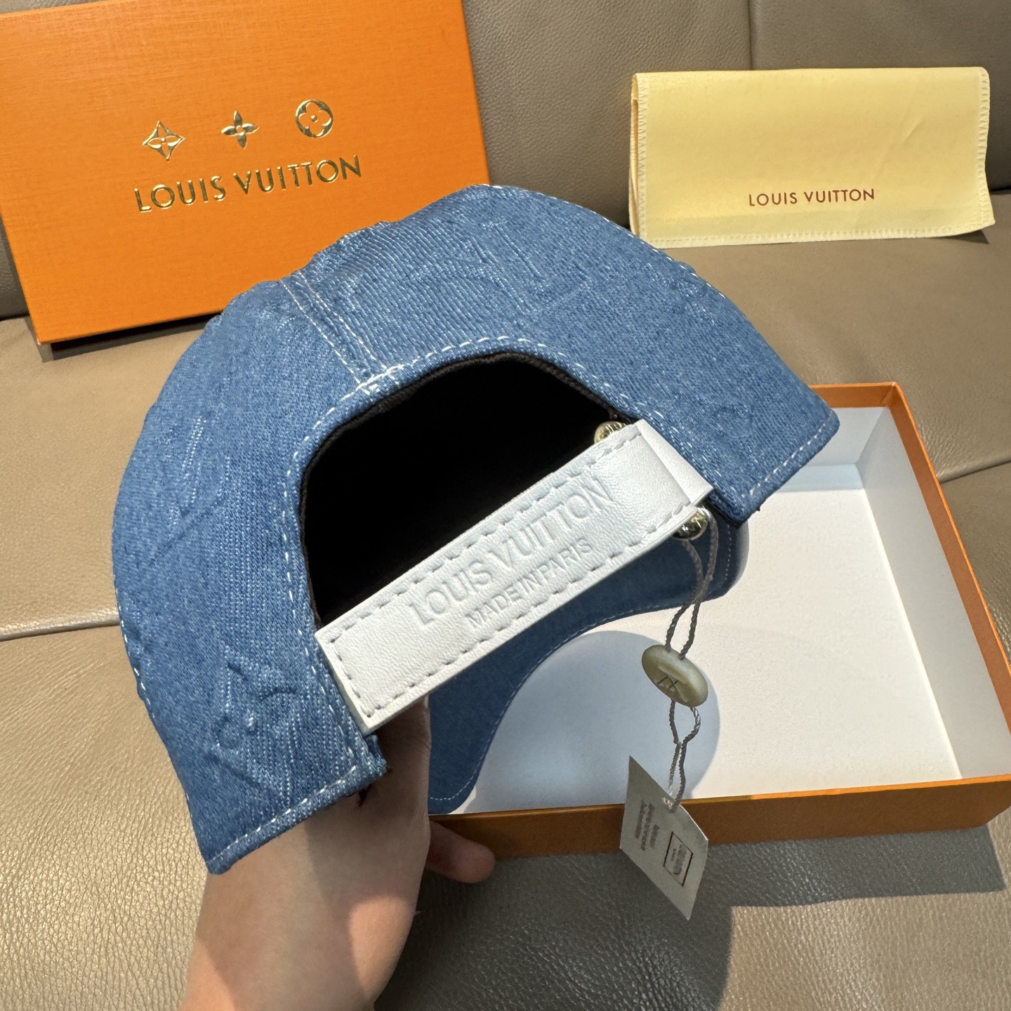 LV Luxury Designer Emboss Fashion Baseball Cap Men And Women Sports Street Caps Forward Caps Sun Prevent Baseball Cap Outdoor Hat For Men Casquette Adjustable To Fit Hats With Box