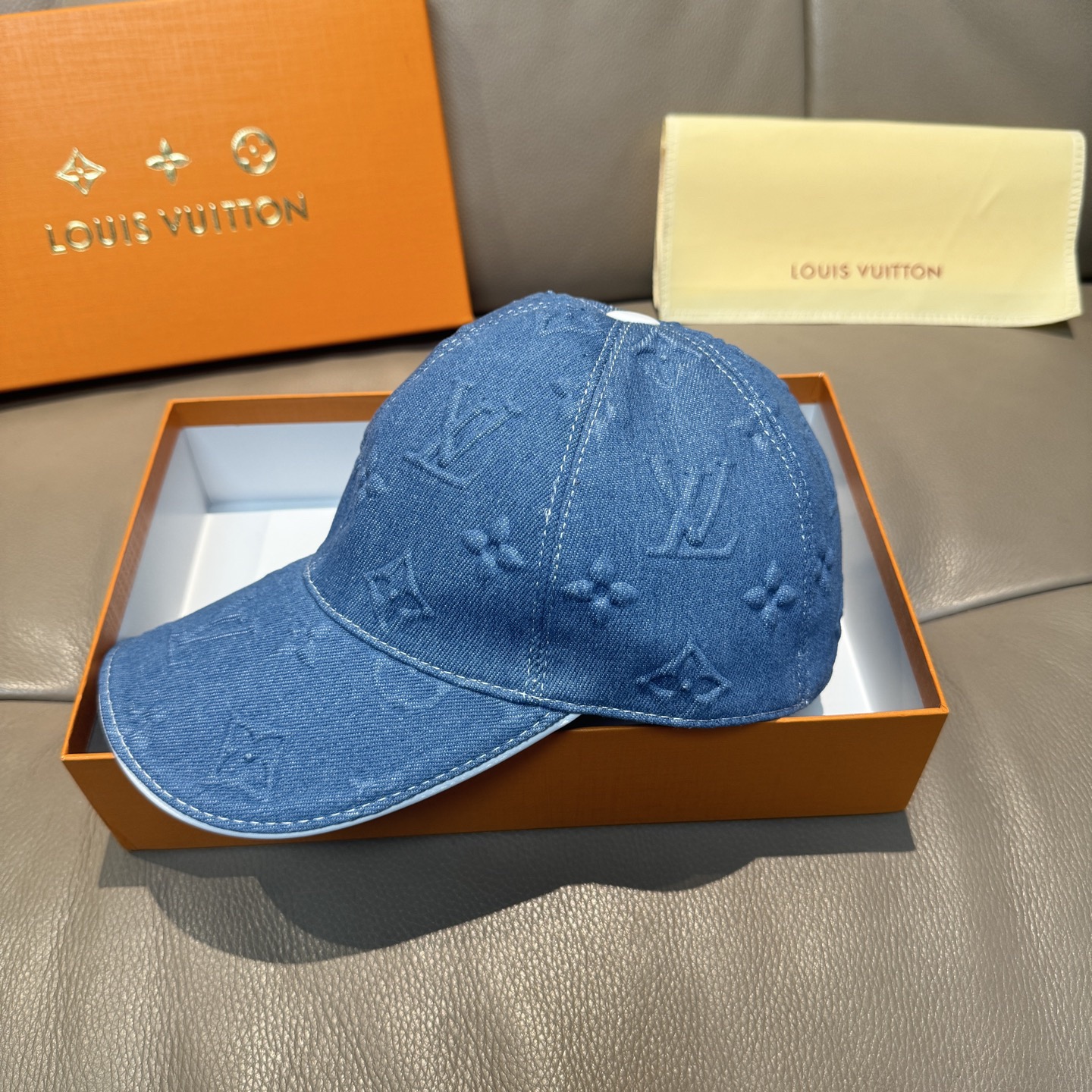 LV Luxury Designer Emboss Fashion Baseball Cap Men And Women Sports Street Caps Forward Caps Sun Prevent Baseball Cap Outdoor Hat For Men Casquette Adjustable To Fit Hats With Box