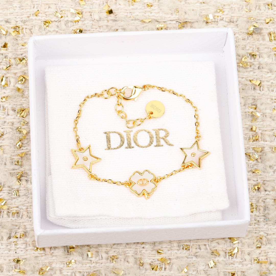 Dior Designer Bracelets High Quality Charm Bracelets Fashionable Luxury Jewelry For Women Classic Luxury Wedding & Party Accessories Valentines Day Christmas Birthday Gift