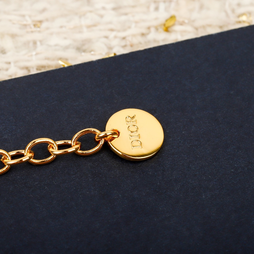 Dior Luxury Necklace Elegant Necklaces Designer Necklaces Women Top Quality Pendant Charm Jewellery Designer For Women Gifts For Her Valentines Day Christmas Birthday Gift