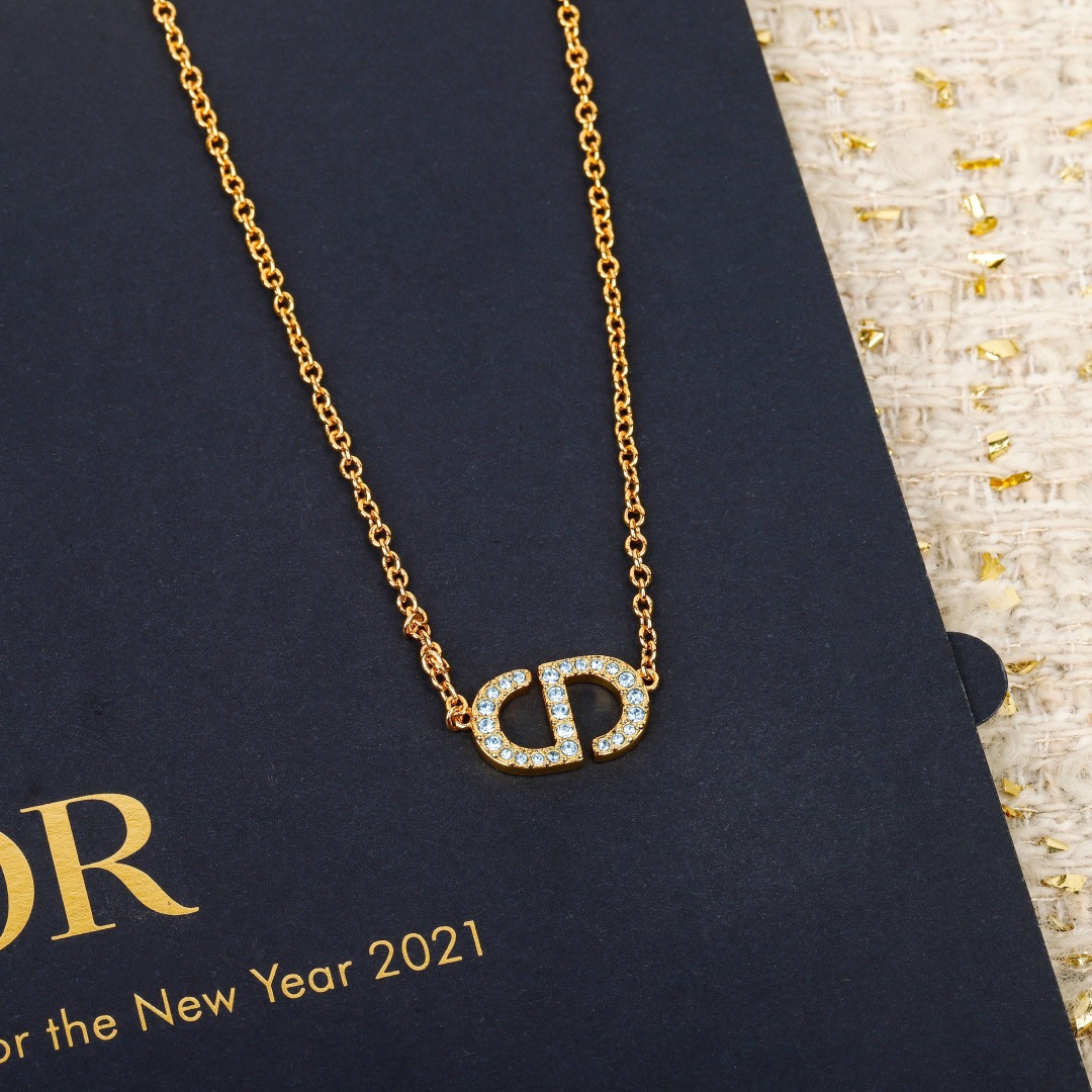 Dior Luxury Necklace Elegant Necklaces Designer Necklaces Women Top Quality Pendant Charm Jewellery Designer For Women Gifts For Her Valentines Day Christmas Birthday Gift