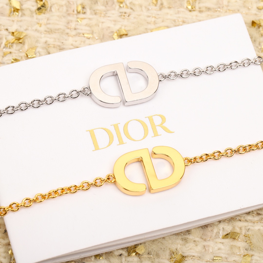 Dior Designer Bracelets High Quality Charm Bracelets Fashionable Luxury Jewelry For Women Classic Luxury Wedding & Party Accessories Valentines Day Christmas Birthday Gift