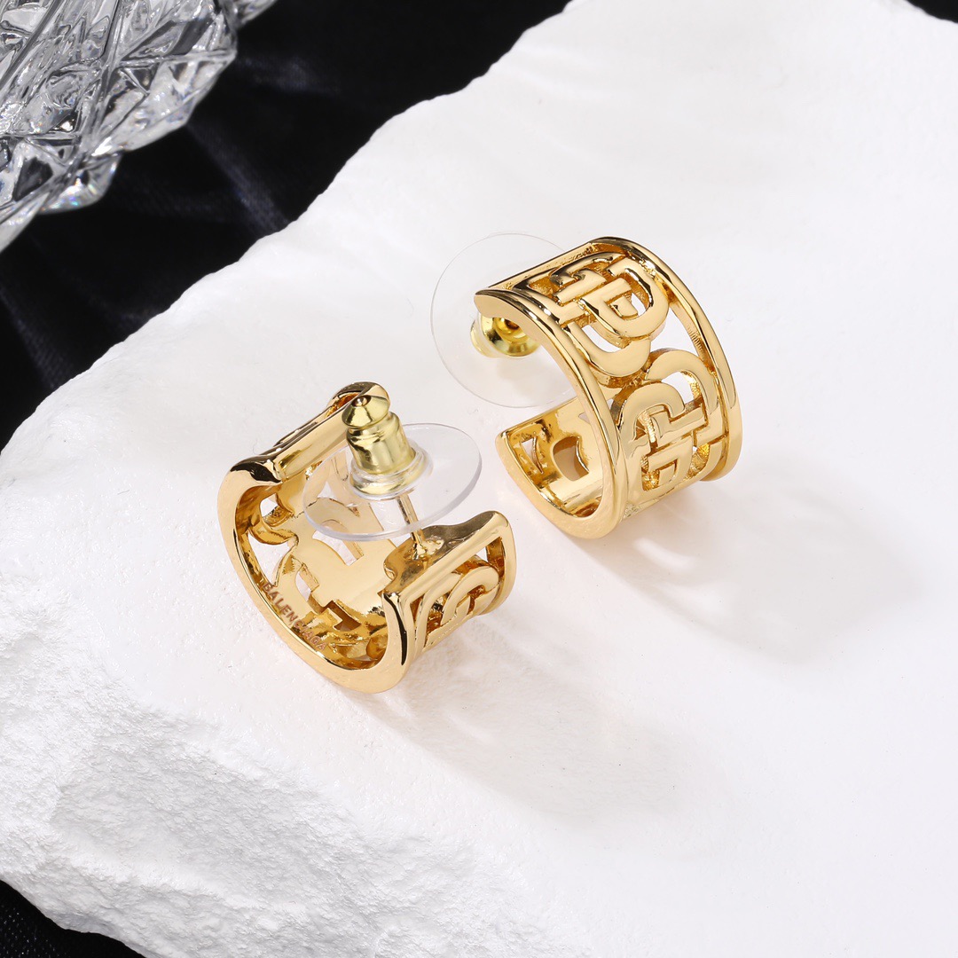 BALENCIAGA Top Quality Stud Fashion Stud Earrings Woman Designer Heart Earring Women Wedding Gifts Jewelry Valentines Day Christmas Birthday Gift