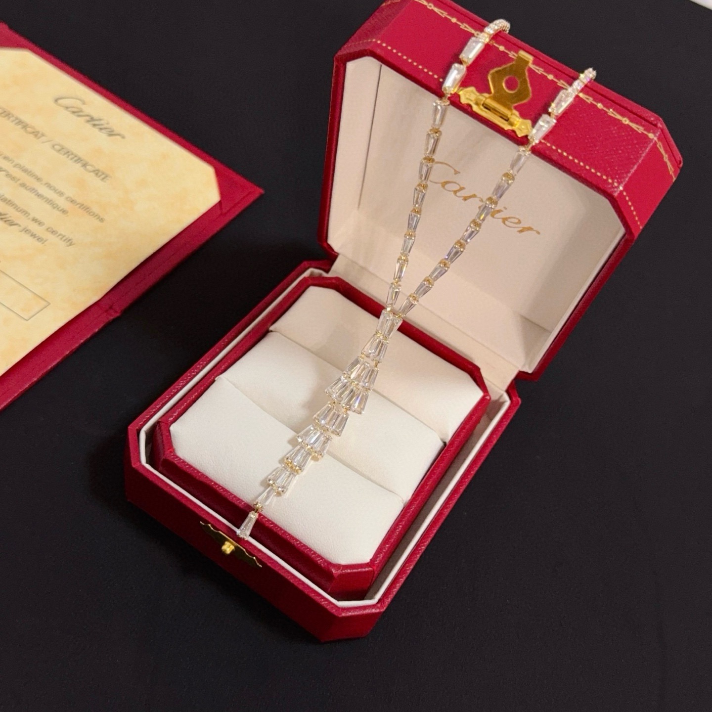 Cartier Luxury Necklace Elegant Necklaces Diamond Encrusted Necklace Designer Necklaces Women Top Quality Pendant Fashion Jewellery Designer For Women Gifts For Her Valentines Day Christmas Birthday Gift