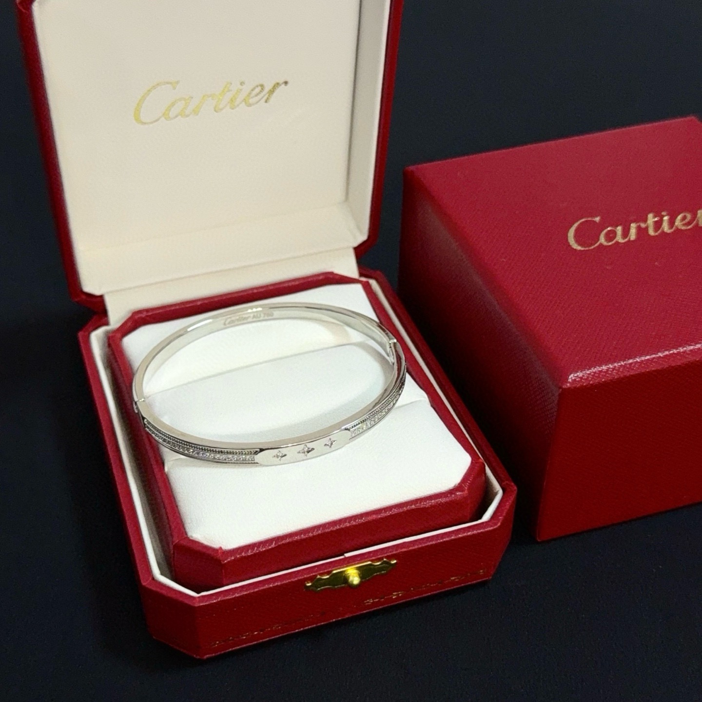 Cartier Designer Diamond Encrusted Bracelet High Quality Bracelet Fashionable Luxury Jewelry For Women's Classic Luxury Wedding Party Accessories Valentines Day Christmas Birthday Gift