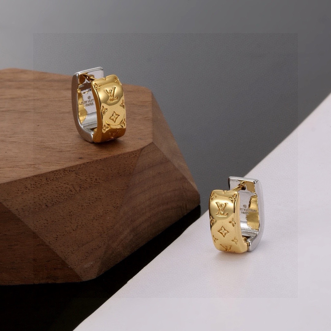 LV Top Quality Earrings Fashion Stud Earrings Woman Designer Personalized Earrings Women Wedding Gifts Jewelry Valentines Day Christmas Birthday Gift