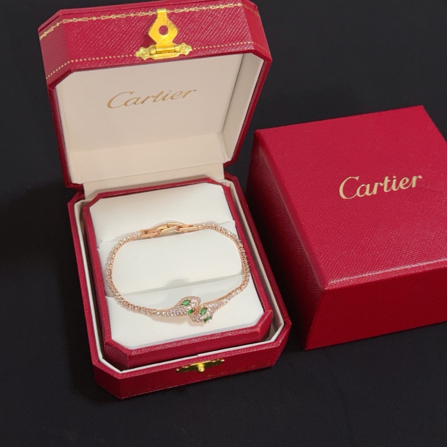 Cartier Designer Diamond Encrusted Chain Bracelet High Quality Chain Bracelet Fashionable Luxury Jewelry For Women's Classic Luxury Wedding Party Accessories Valentines Day Christmas Birthday Gift