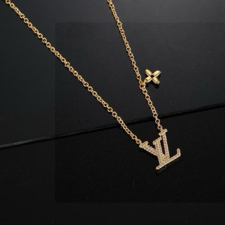 LV Luxury Necklace Elegant Necklaces Designer Necklaces Women Top Quality Letter Pendant Charm Jewellery Designer For Women Gifts For Her Valentines Day Christmas Birthday Gift