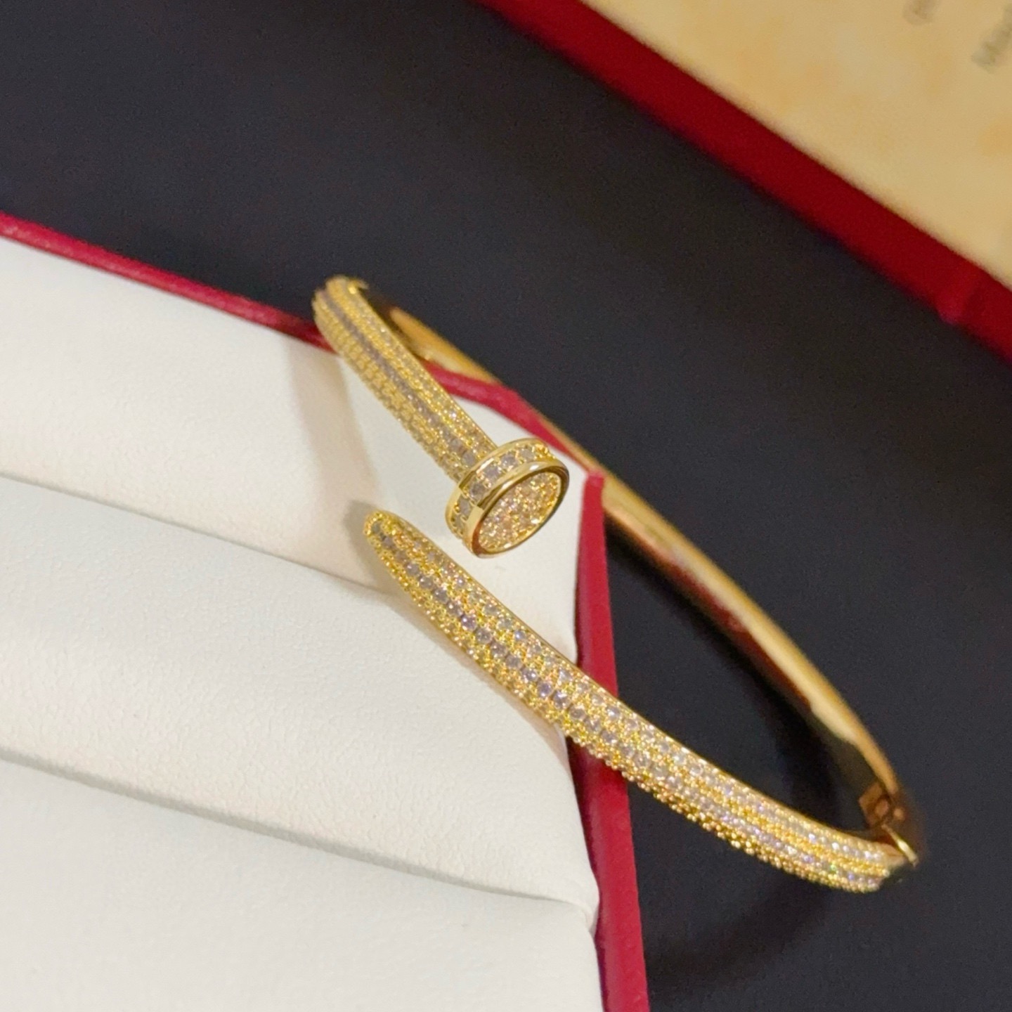 Cartier Designer Nail Bracelet High Quality Bracelet Fashionable Luxury Jewelry For Women's Classic Luxury Wedding Party Accessories Valentines Day Christmas Birthday Gift