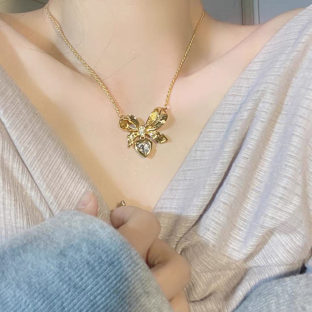 Dior Luxury Necklace D Bow Hanging Love Necklace Designer Necklaces Women Top Quality Pendant Charm Jewellery Designer For Women Gifts For Her Valentines Day Christmas Birthday Gift