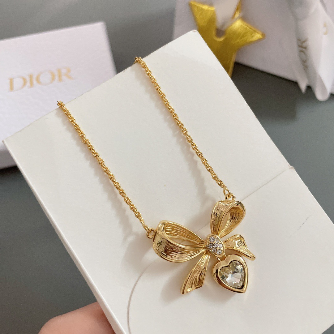 Dior Luxury Necklace D Bow Hanging Love Necklace Designer Necklaces Women Top Quality Pendant Charm Jewellery Designer For Women Gifts For Her Valentines Day Christmas Birthday Gift