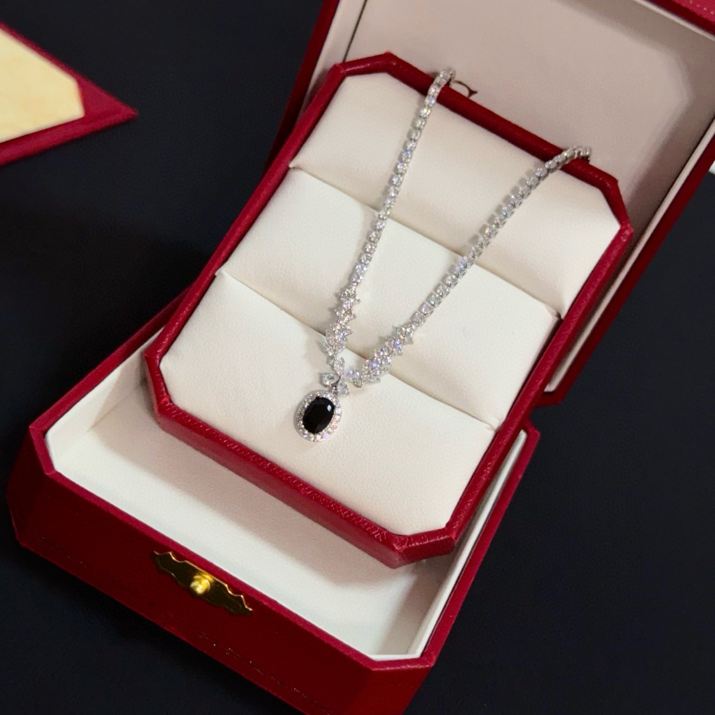 Cartier Luxury Necklace Elegant Necklaces Diamond Encrusted Necklace Designer Necklaces Women Top Quality Pendant Fashion Jewellery Designer For Women Gifts For Her Valentines Day Christmas Birthday Gift