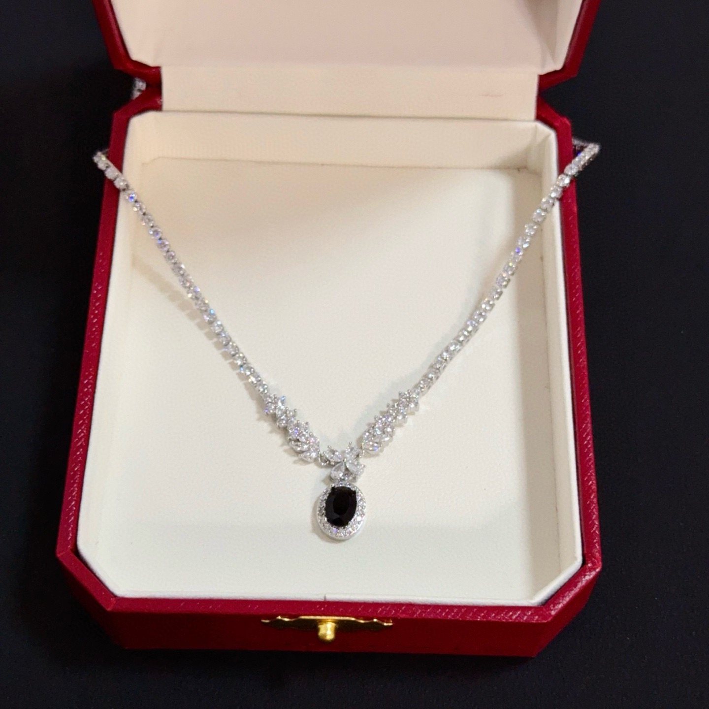 Cartier Luxury Necklace Elegant Necklaces Diamond Encrusted Necklace Designer Necklaces Women Top Quality Pendant Fashion Jewellery Designer For Women Gifts For Her Valentines Day Christmas Birthday Gift